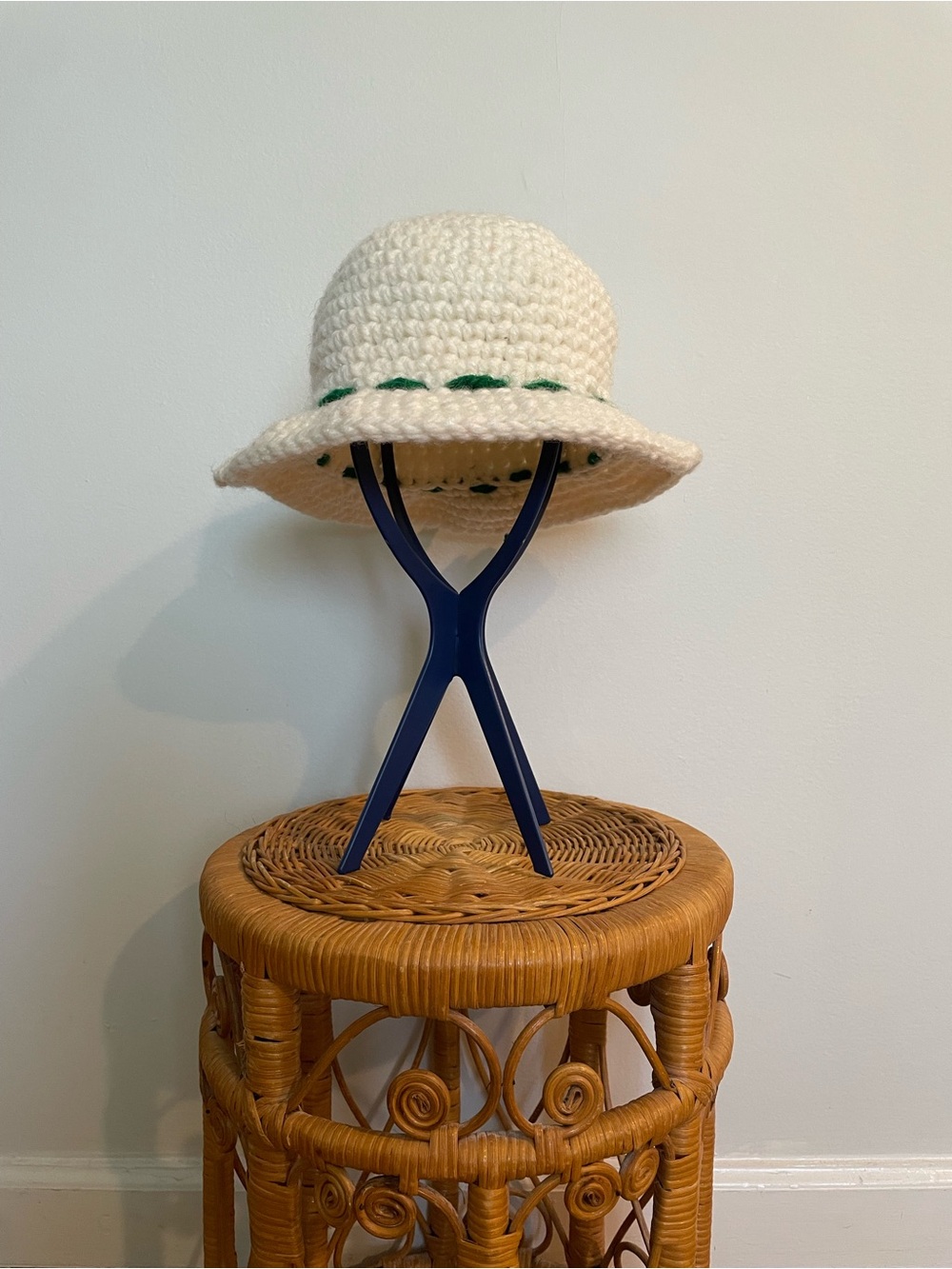 Vintage 70s Crochet Bucket Hat